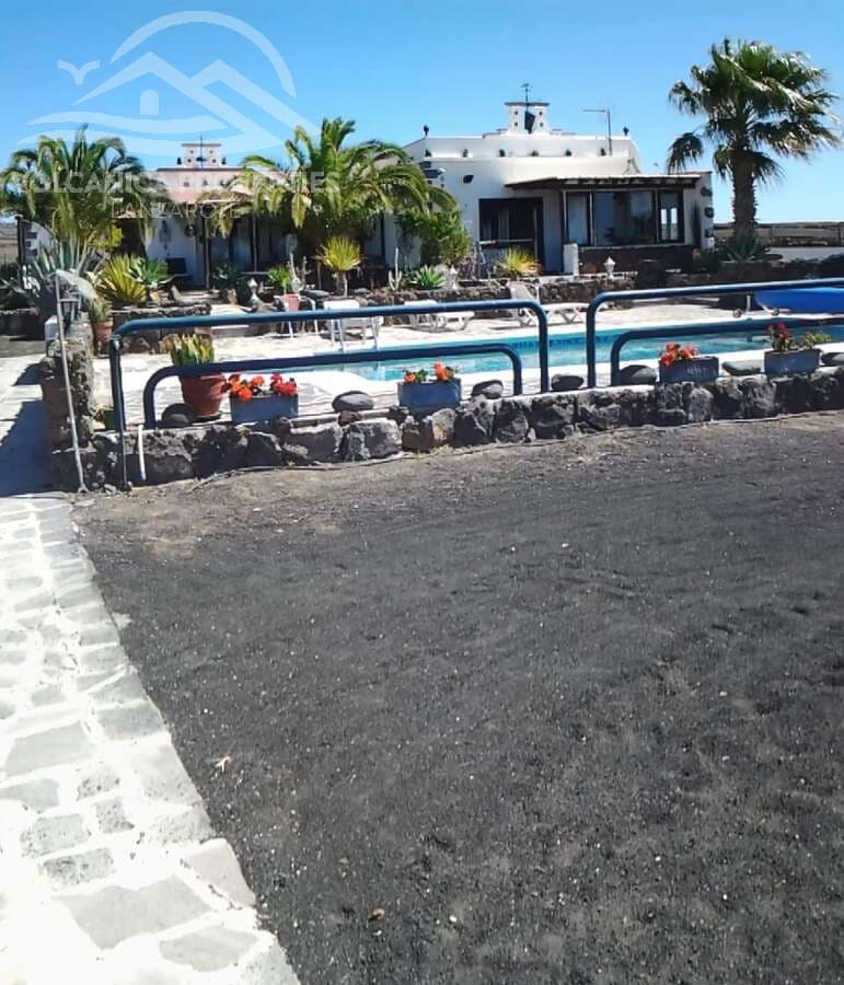 5 soveværelse Villa til salg i Macher med swimmingpool garage - € 1.496.500 (Ref: 3760615)