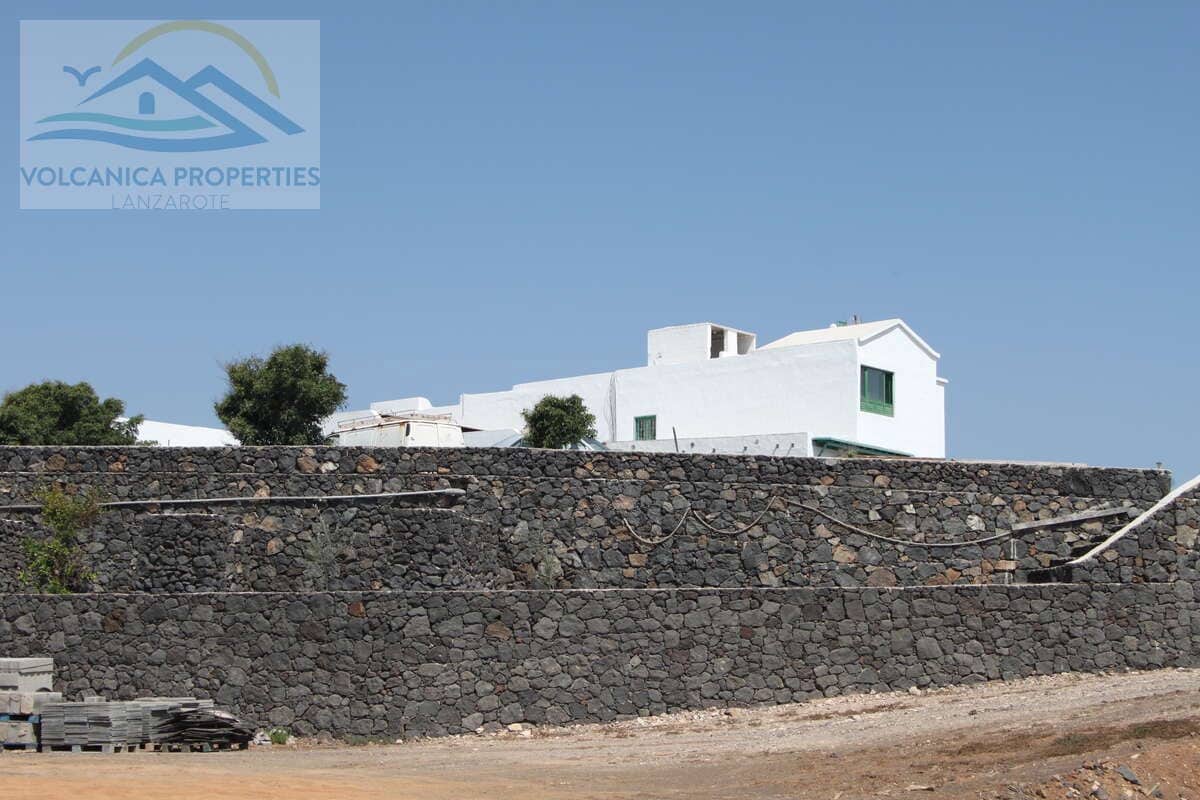 6 bedroom Villa for sale in Tias with pool garage - € 999,000 (Ref: 3760646)