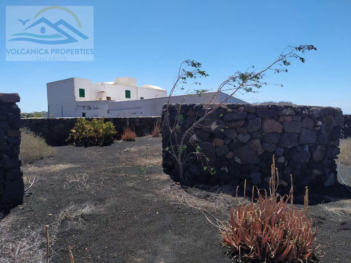 6 bedroom Villa for sale in Tias with pool garage - € 999,000 (Ref: 3760646)