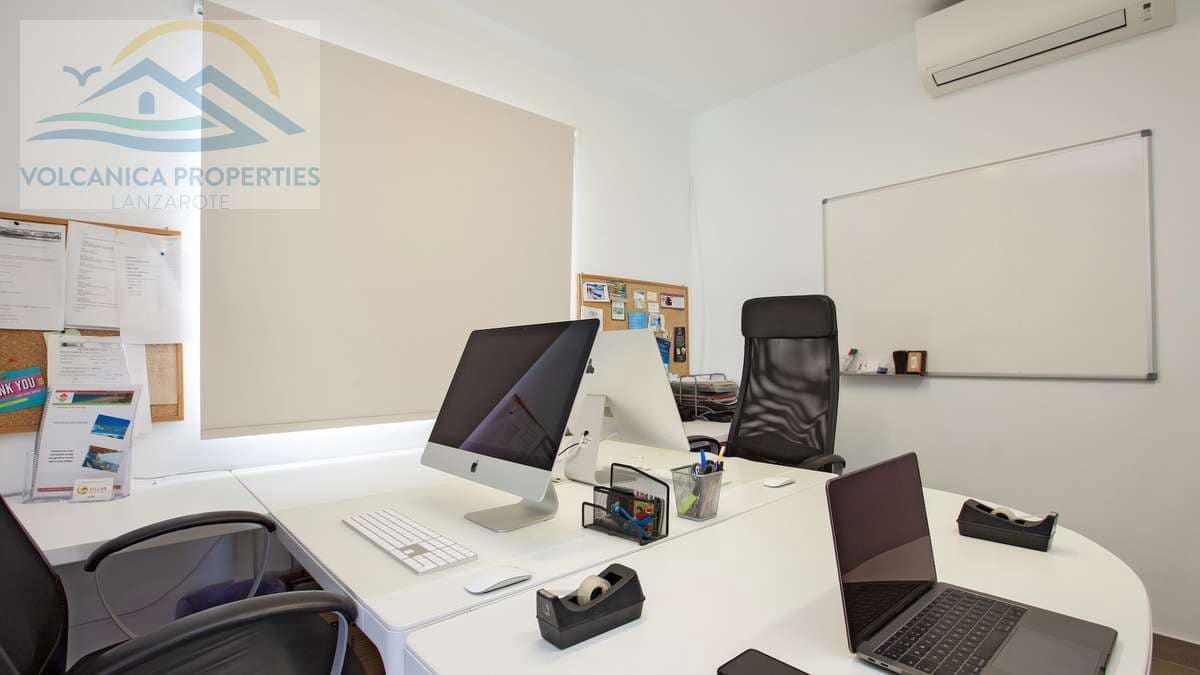 7 soveværelse Villa til salg i Playa Blanca med swimmingpool garage - € 2.800.000 (Ref: 6865878)