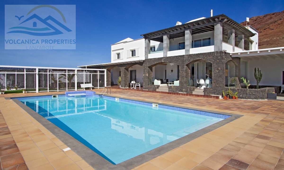 7 soveværelse Villa til salg i Playa Blanca med swimmingpool garage - € 2.800.000 (Ref: 6865878)