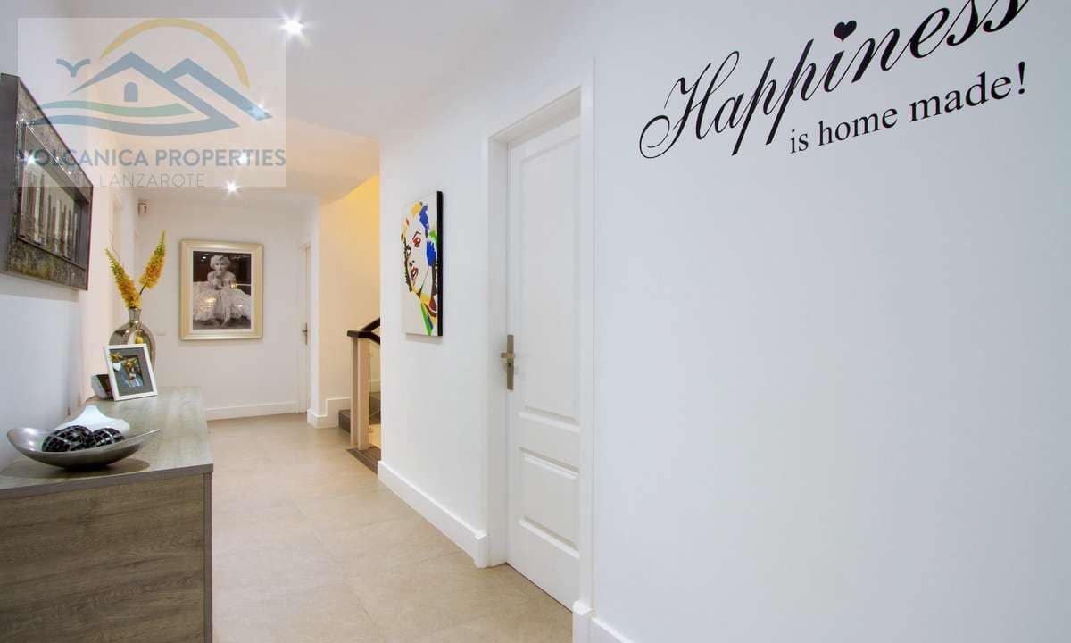 7 soveværelse Villa til salg i Playa Blanca med swimmingpool garage - € 2.800.000 (Ref: 6865878)