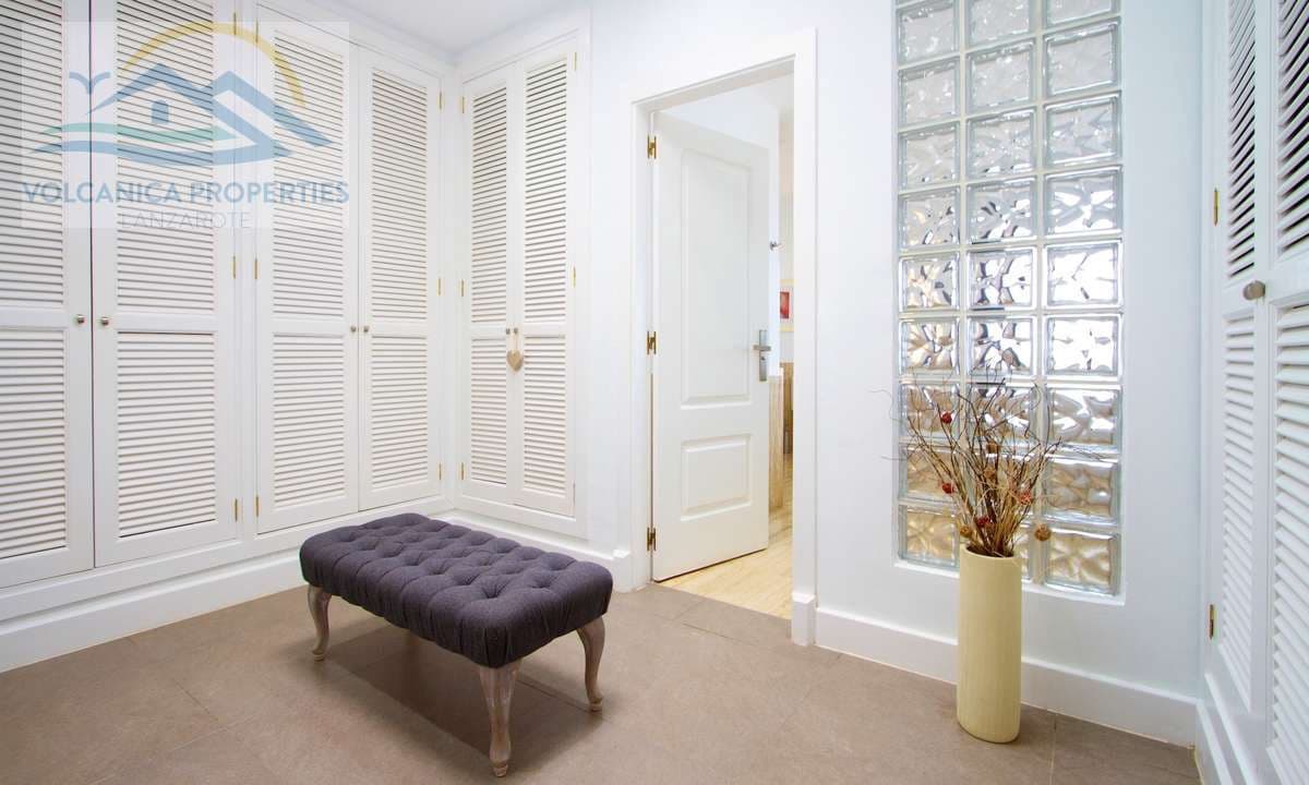 7 soveværelse Villa til salg i Playa Blanca med swimmingpool garage - € 2.800.000 (Ref: 6865878)