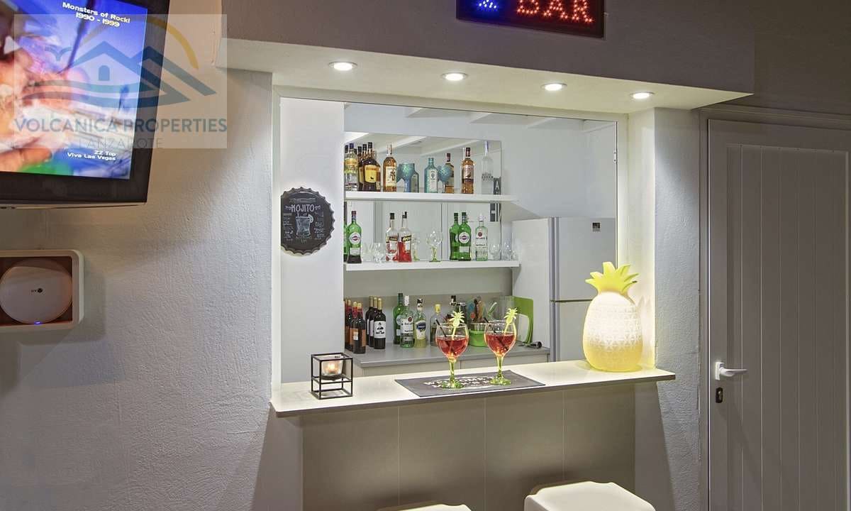 7 soveværelse Villa til salg i Playa Blanca med swimmingpool garage - € 2.800.000 (Ref: 6865878)