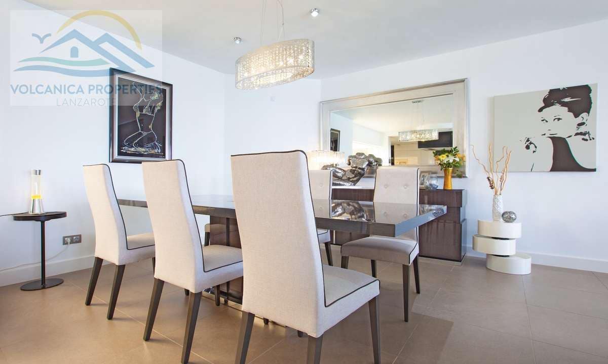 7 soveværelse Villa til salg i Playa Blanca med swimmingpool garage - € 2.800.000 (Ref: 6865878)