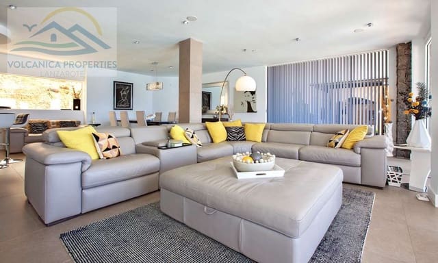 7 soveværelse Villa til salg i Playa Blanca, Yaiza med swimmingpool garage - € 2.800.000 (Ref: 6865878)