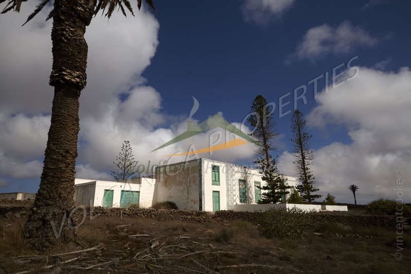 6 soveværelse Villa til salg i La Vegueta med garage - € 970.000 (Ref: 7363124)