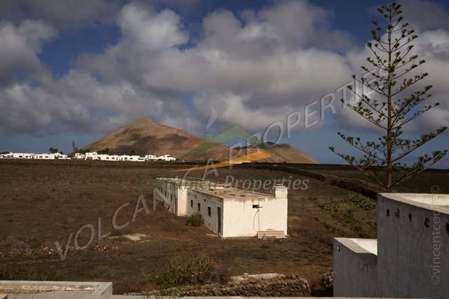 6 soveværelse Villa til salg i La Vegueta, Tinajo med garage - € 970.000 (Ref: 7363124)