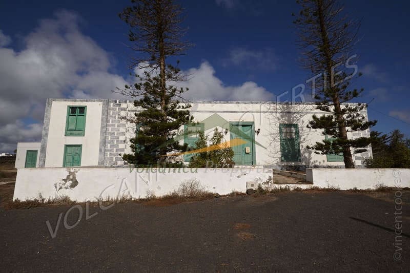 6 soveværelse Villa til salg i La Vegueta med garage - € 970.000 (Ref: 7363124)