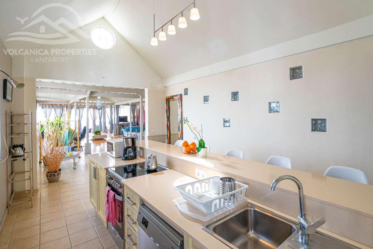 2 soveværelse Lejlighed til salg i Costa Teguise - € 840.000 (Ref: 8456703)