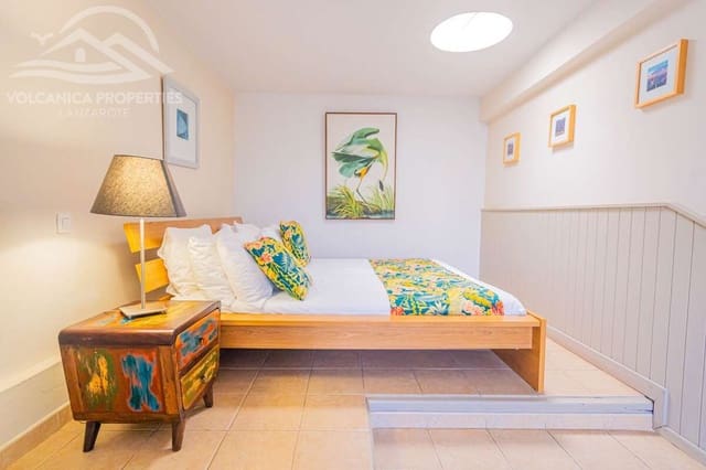 2 slaapkamer Appartement te koop in Costa Teguise, Teguise - € 840.000 (Ref: 8456703)