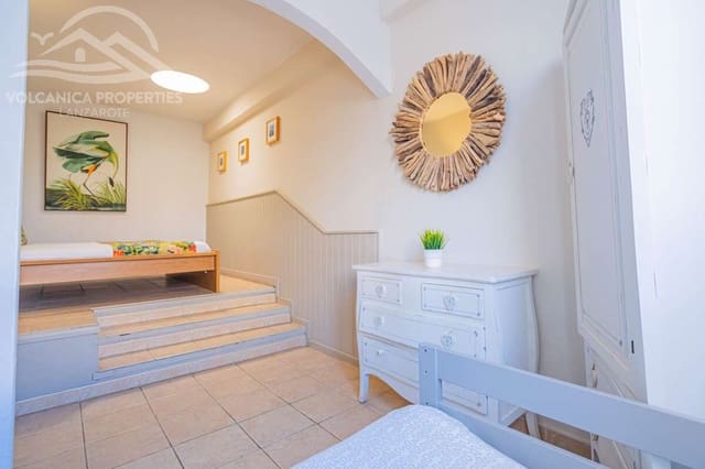 2 bedroom Apartment for sale in Costa Teguise, Teguise - € 840,000 (Ref: 8456703)