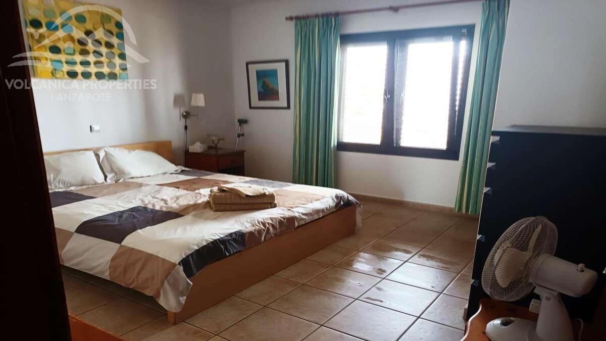 3 soveværelse Villa til salg i Costa Teguise med swimmingpool - € 499.000 (Ref: 8596988)