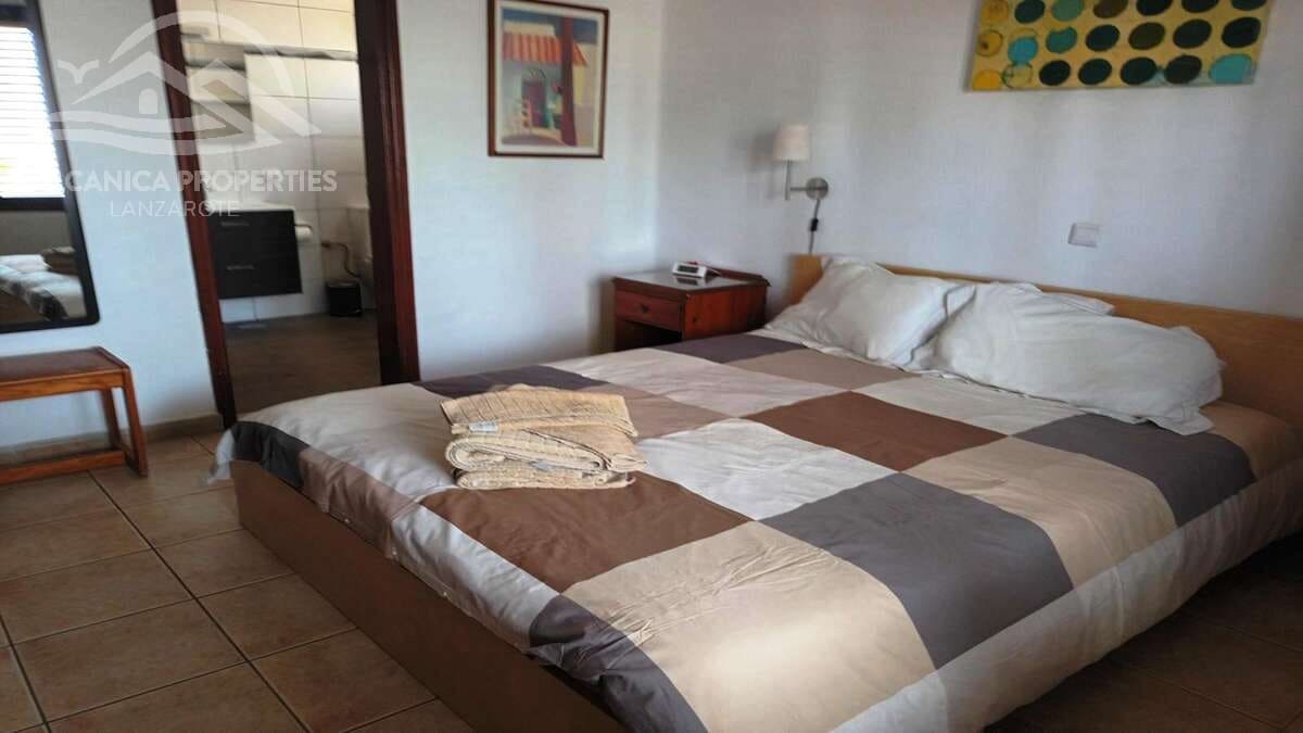 3 soveværelse Villa til salg i Costa Teguise med swimmingpool - € 499.000 (Ref: 8596988)