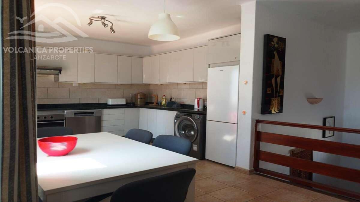3 soveværelse Villa til salg i Costa Teguise med swimmingpool - € 499.000 (Ref: 8596988)