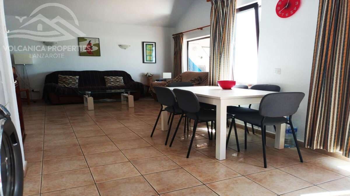 3 soveværelse Villa til salg i Costa Teguise med swimmingpool - € 499.000 (Ref: 8596988)