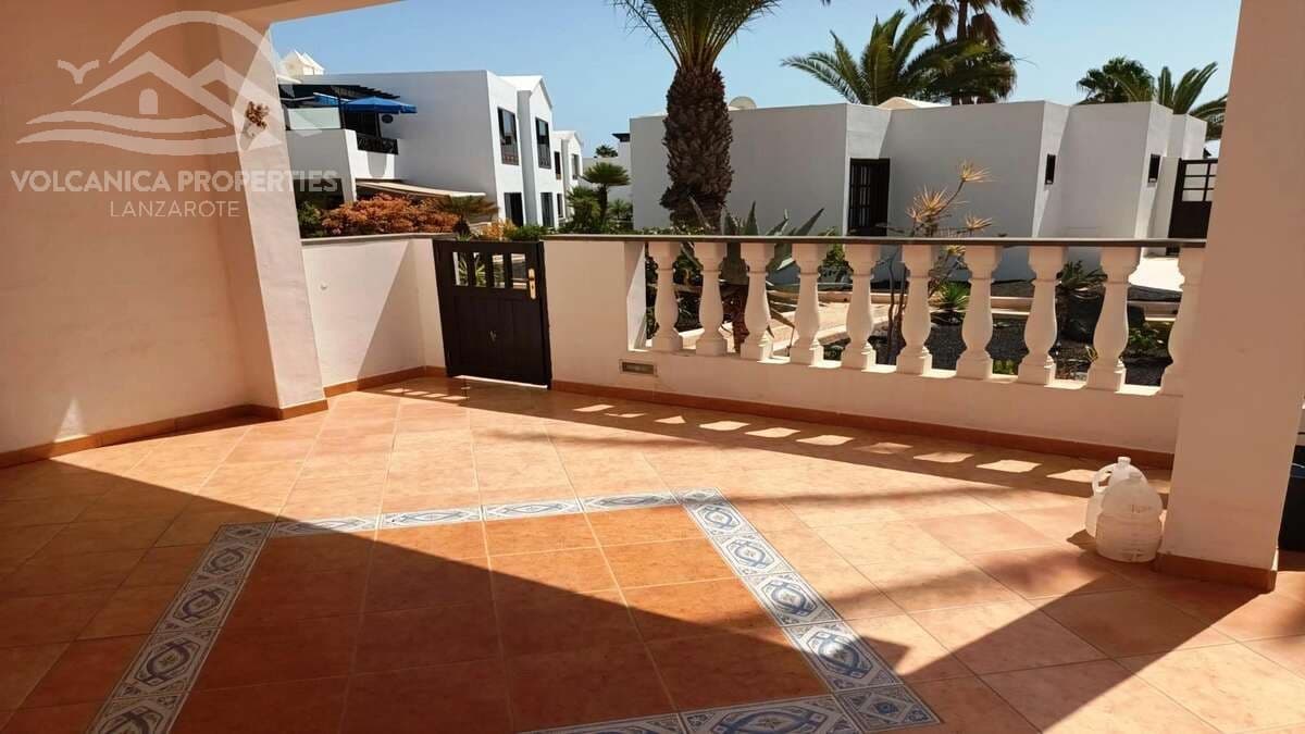 3 soveværelse Villa til salg i Costa Teguise med swimmingpool - € 499.000 (Ref: 8596988)