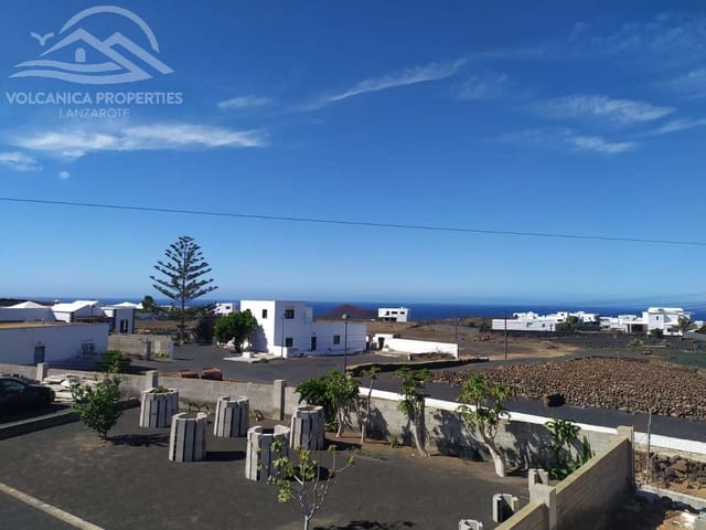 4 soveværelse Villa til salg i El Cuchillo, Tinajo med swimmingpool - € 524.000 (Ref: 8945820)