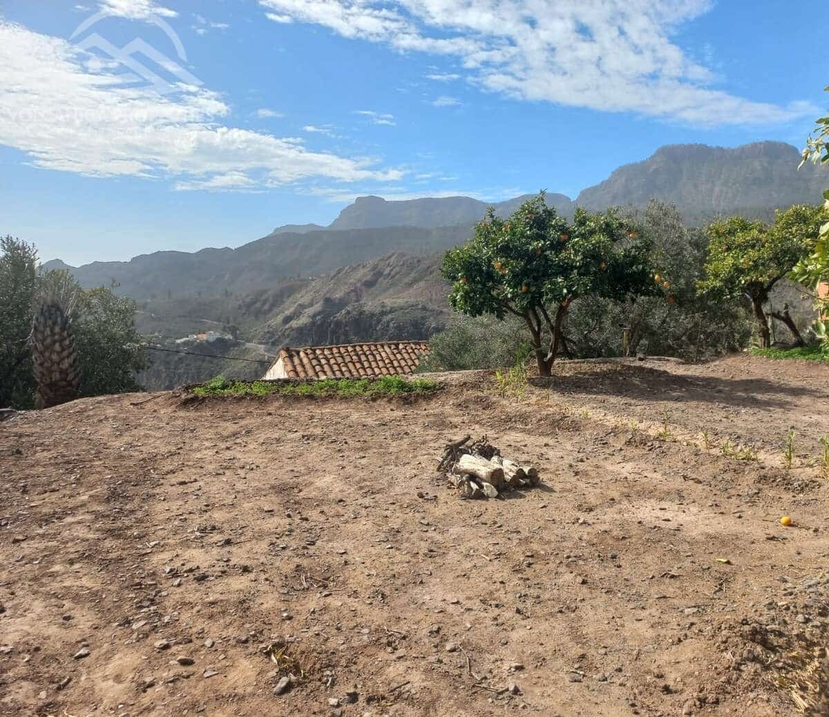 Tontti myytävänä paikassa Santa Lucia de Tirajana - 98 000 € (Ref: 8967850)