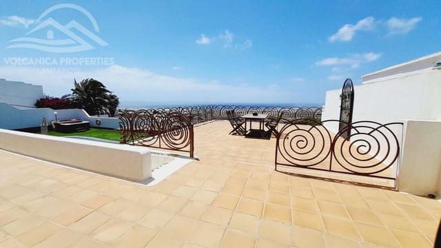 6 quarto Moradia para venda em Guime, San Bartolomé com piscina garagem - 790 000 € (Ref: 9024391)