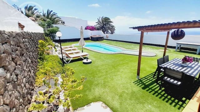 6 bedroom Villa for sale in Guime, San Bartolomé with pool garage - € 790,000 (Ref: 9024391)