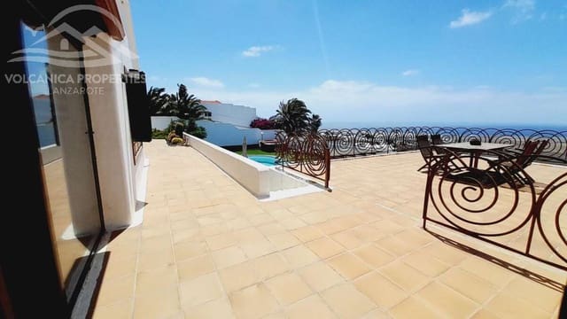 6 bedroom Villa for sale in Guime, San Bartolomé with pool garage - € 790,000 (Ref: 9024391)