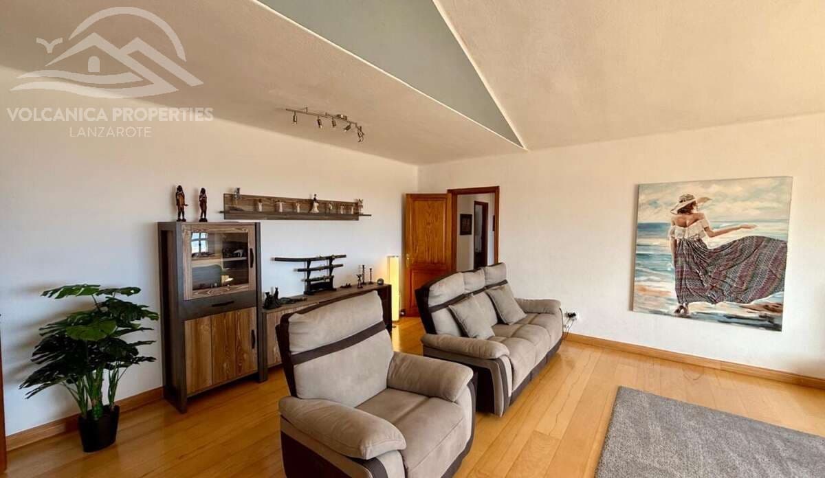 6 soverom Villa til salgs i Guime med svømmebasseng garasje - € 790 000 (Ref: 9024391)