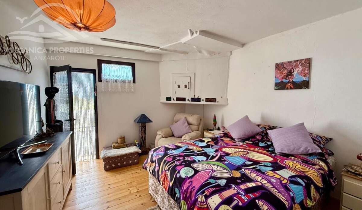 6 soverom Villa til salgs i Guime med svømmebasseng garasje - € 790 000 (Ref: 9024391)