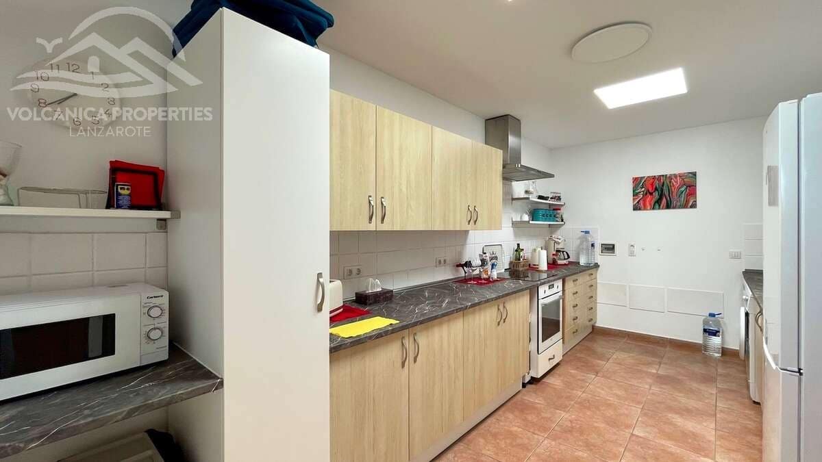 3 soveværelse Villa til salg i Playa Blanca med swimmingpool garage - € 549.000 (Ref: 9141250)