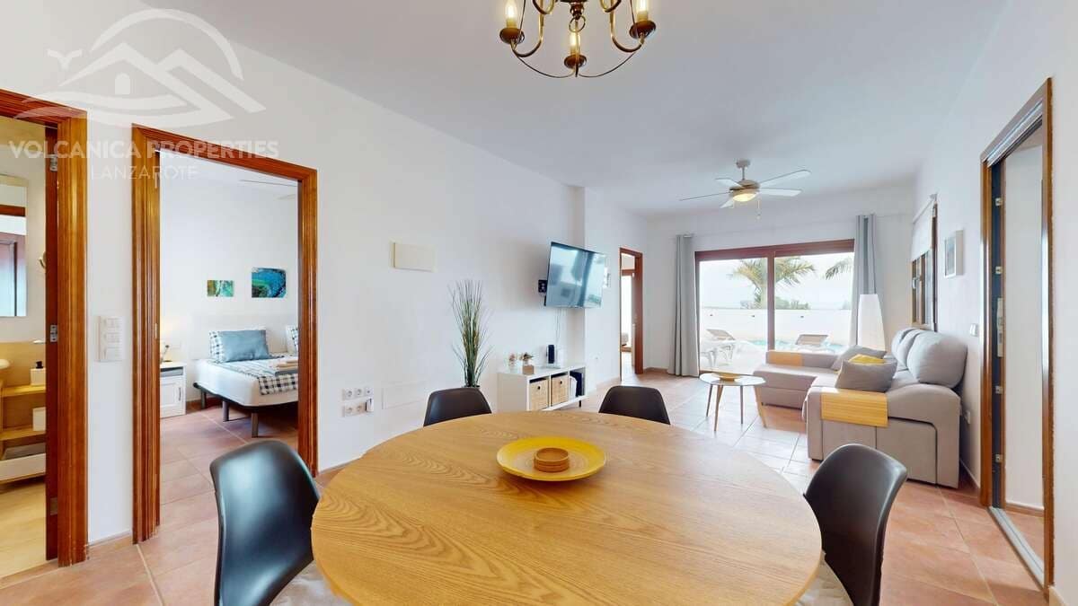 3 soveværelse Villa til salg i Playa Blanca med swimmingpool garage - € 549.000 (Ref: 9141250)