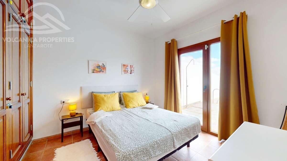 3 soveværelse Villa til salg i Playa Blanca med swimmingpool garage - € 549.000 (Ref: 9141250)