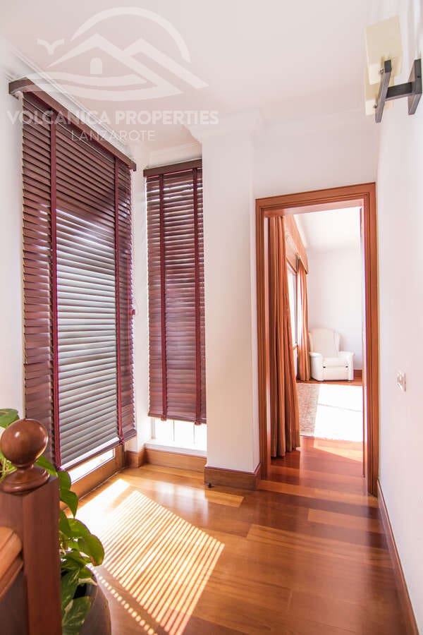 4 soveværelse Villa til salg i Macher med swimmingpool garage - € 1.050.000 (Ref: 9143762)