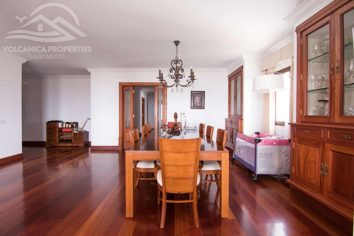 4 soveværelse Villa til salg i Macher med swimmingpool garage - € 1.050.000 (Ref: 9143762)