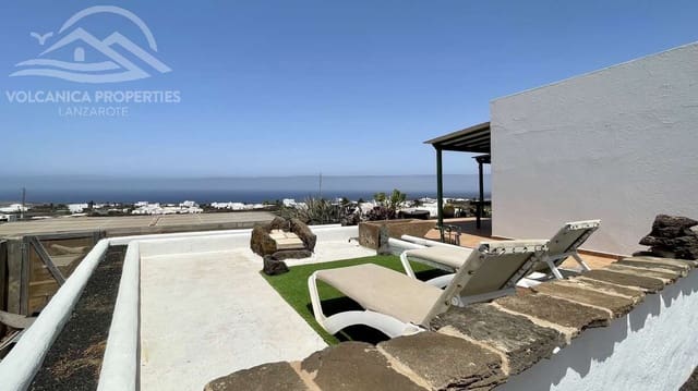 3 soveværelse Villa til salg i Las Brenas, Yaiza med garage - € 990.000 (Ref: 9176041)