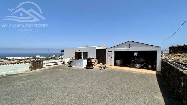 3 soveværelse Villa til salg i Las Brenas, Yaiza med garage - € 990.000 (Ref: 9176041)