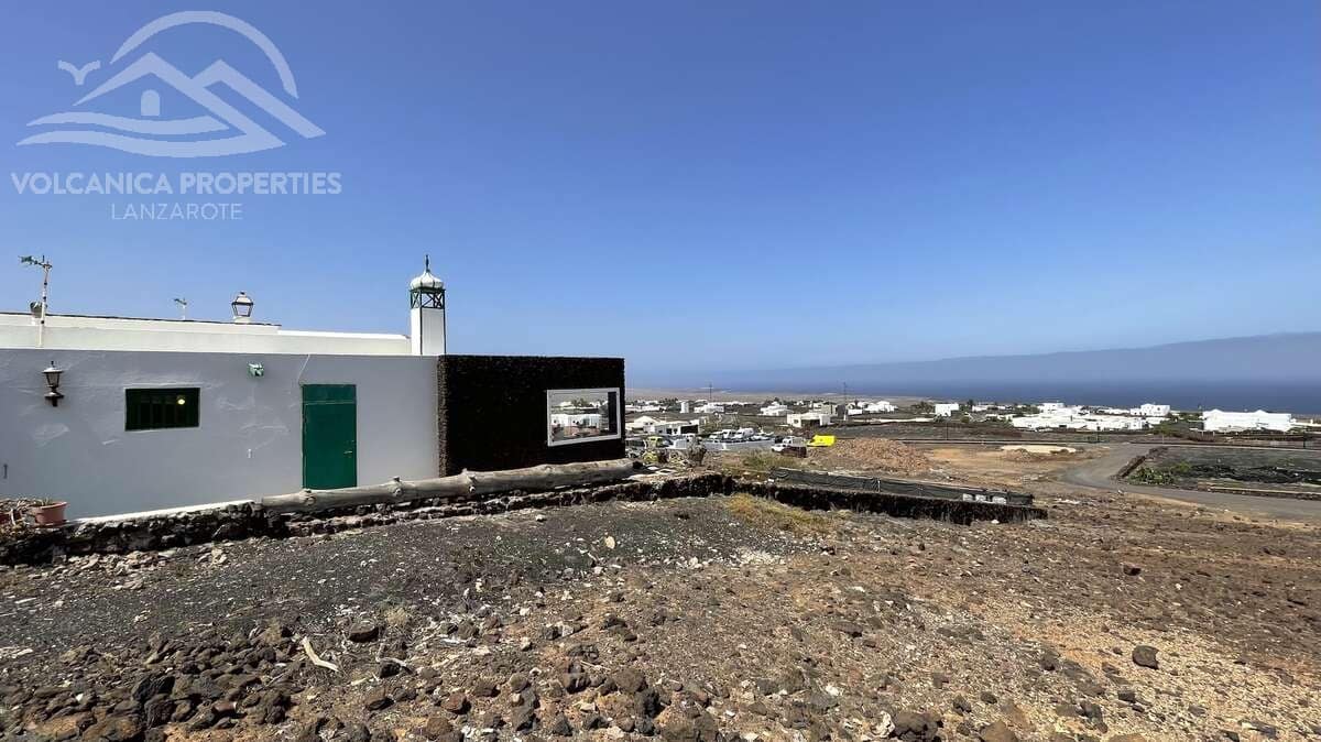 3 soveværelse Villa til salg i Las Brenas med garage - € 990.000 (Ref: 9176041)