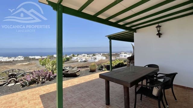 3 soveværelse Villa til salg i Las Brenas, Yaiza med garage - € 990.000 (Ref: 9176041)