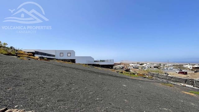 3 soveværelse Villa til salg i Las Brenas, Yaiza med garage - € 990.000 (Ref: 9176041)