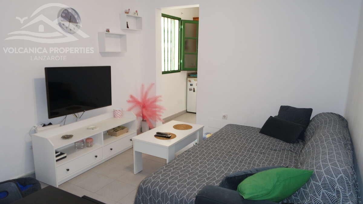 2 soveværelse Lejlighed til salg i Puerto del Carmen med swimmingpool - € 235.000 (Ref: 9180727)