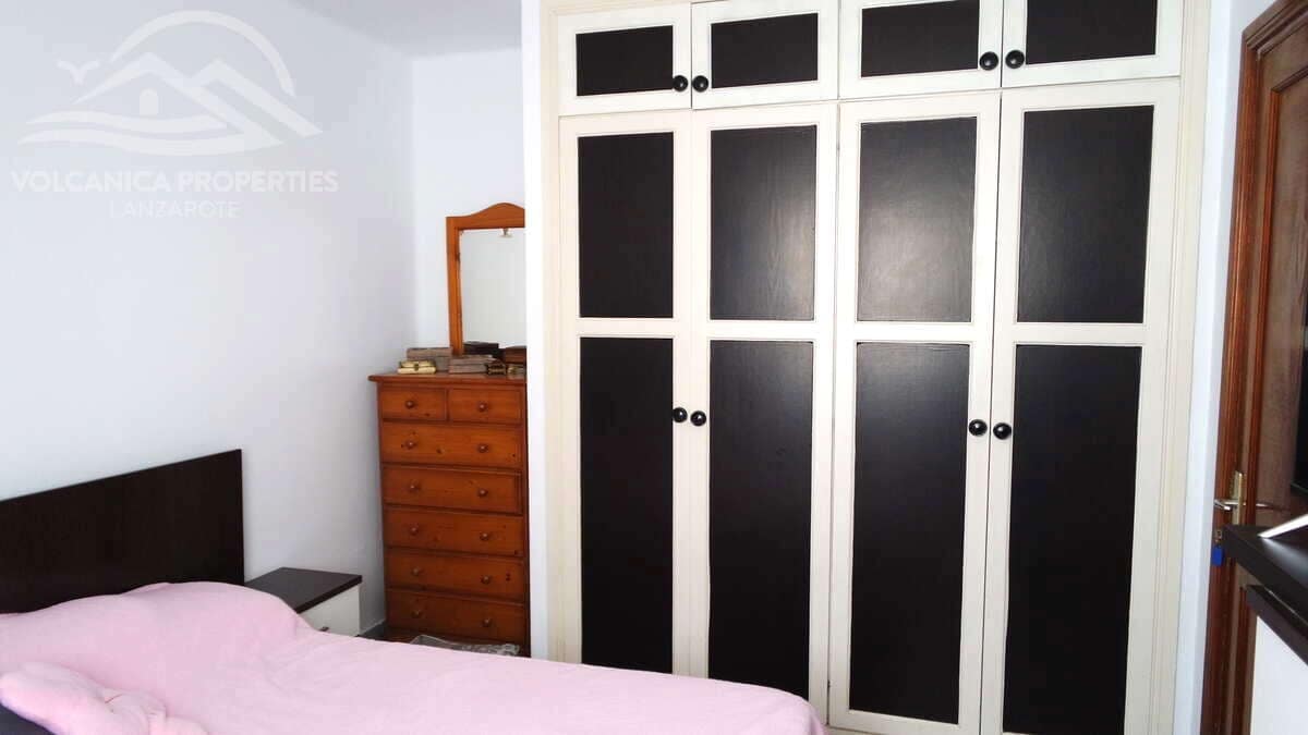 2 soveværelse Lejlighed til salg i Puerto del Carmen med swimmingpool - € 235.000 (Ref: 9180727)