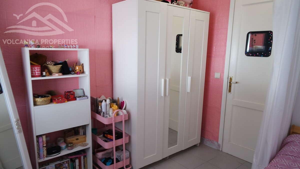 2 soveværelse Lejlighed til salg i Puerto del Carmen med swimmingpool - € 235.000 (Ref: 9180727)