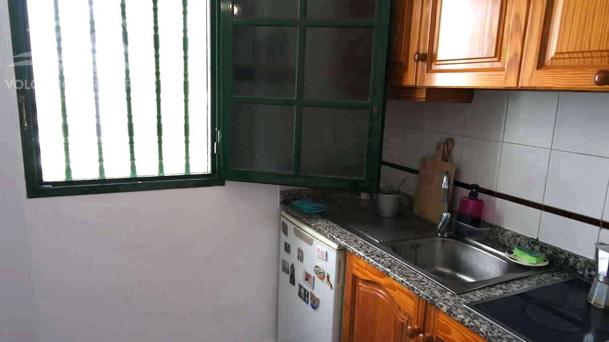 2 soveværelse Lejlighed til salg i Puerto del Carmen med swimmingpool - € 235.000 (Ref: 9180727)