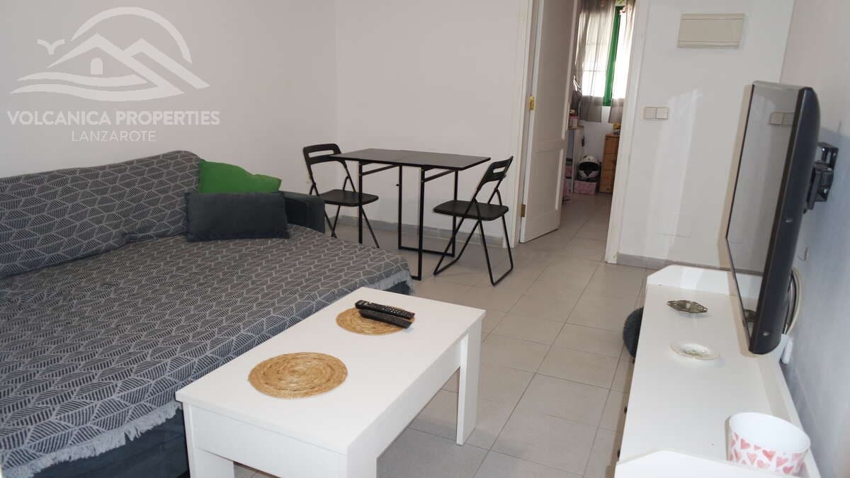 2 soveværelse Lejlighed til salg i Puerto del Carmen med swimmingpool - € 235.000 (Ref: 9180727)