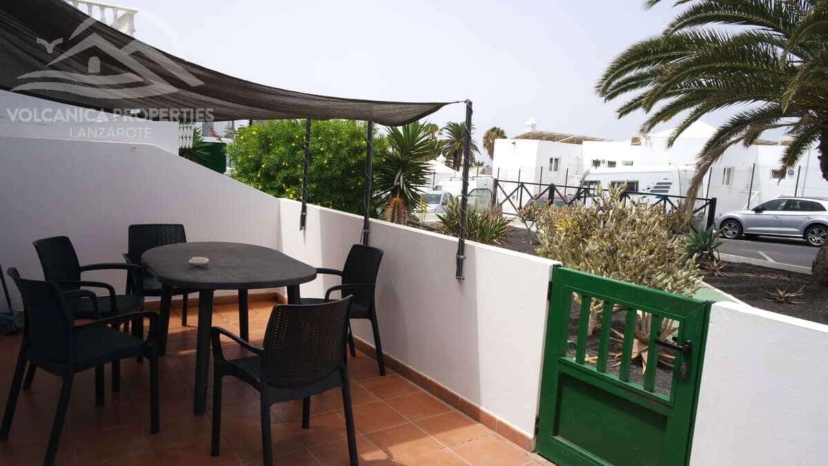 2 soveværelse Lejlighed til salg i Puerto del Carmen med swimmingpool - € 235.000 (Ref: 9180727)