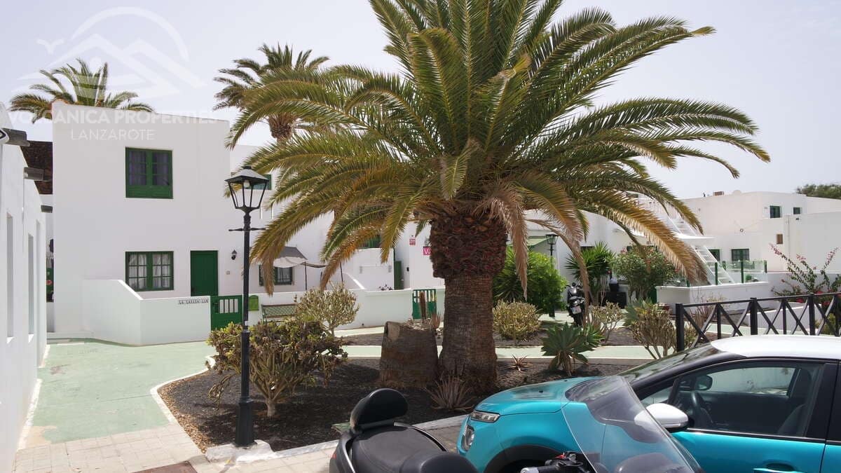 2 soveværelse Lejlighed til salg i Puerto del Carmen med swimmingpool - € 235.000 (Ref: 9180727)