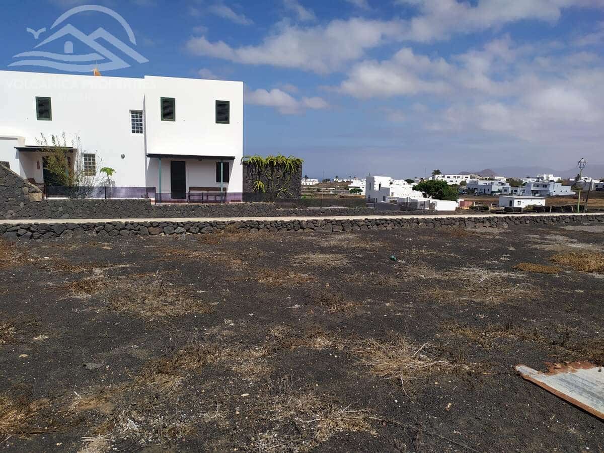 Building Plot for sale in Tinajo - € 95,000 (Ref: 9346661)