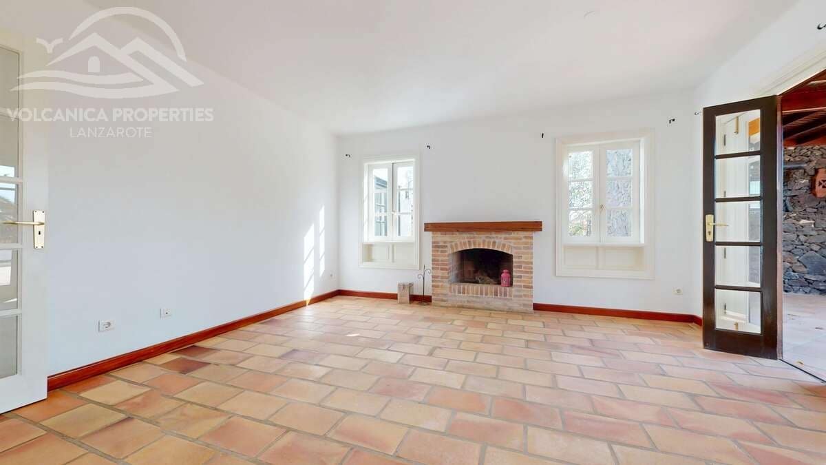 3 soveværelse Villa til salg i Playa Blanca med swimmingpool garage - € 840.000 (Ref: 9425585)