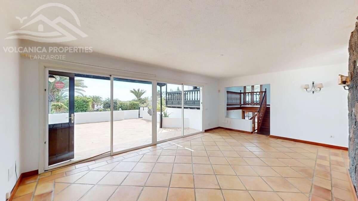 3 soveværelse Villa til salg i Playa Blanca med swimmingpool garage - € 840.000 (Ref: 9425585)