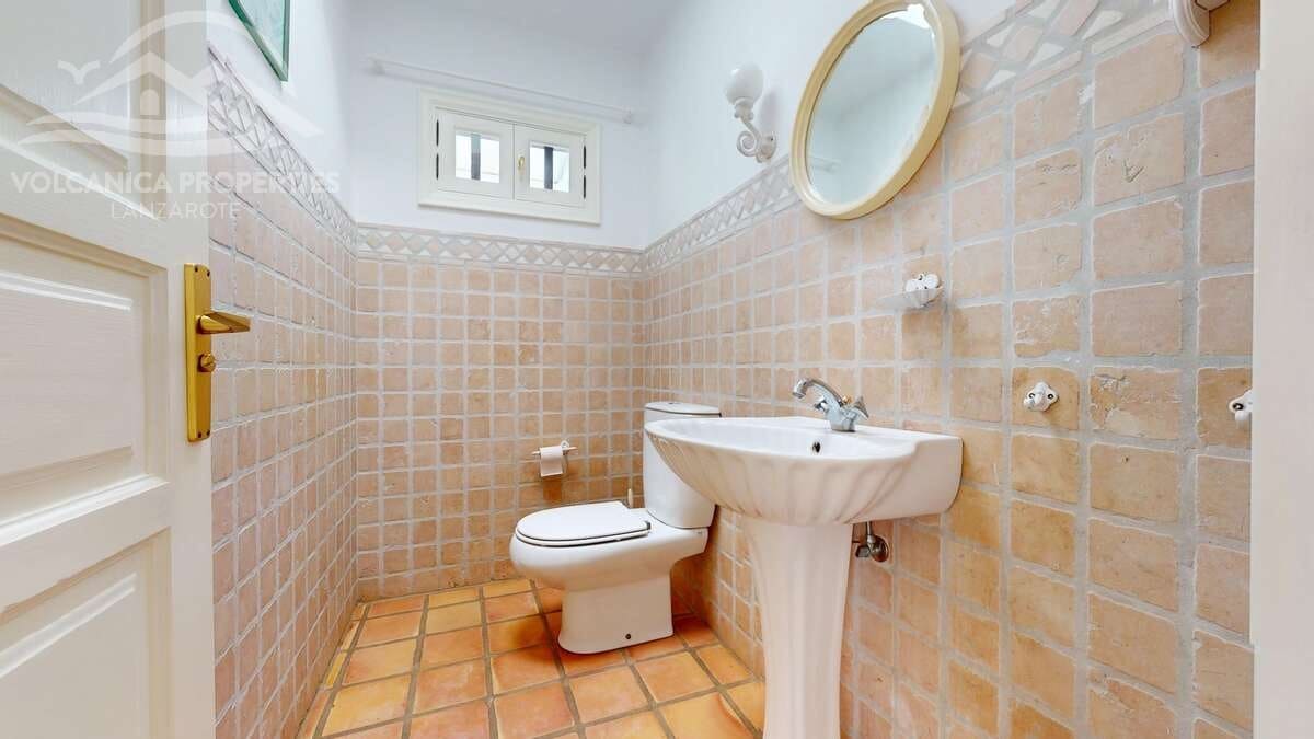 3 soveværelse Villa til salg i Playa Blanca med swimmingpool garage - € 840.000 (Ref: 9425585)