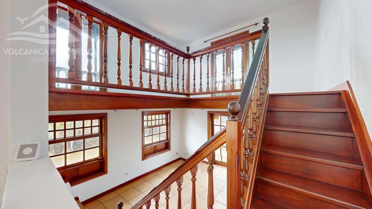 3 soveværelse Villa til salg i Playa Blanca med swimmingpool garage - € 840.000 (Ref: 9425585)